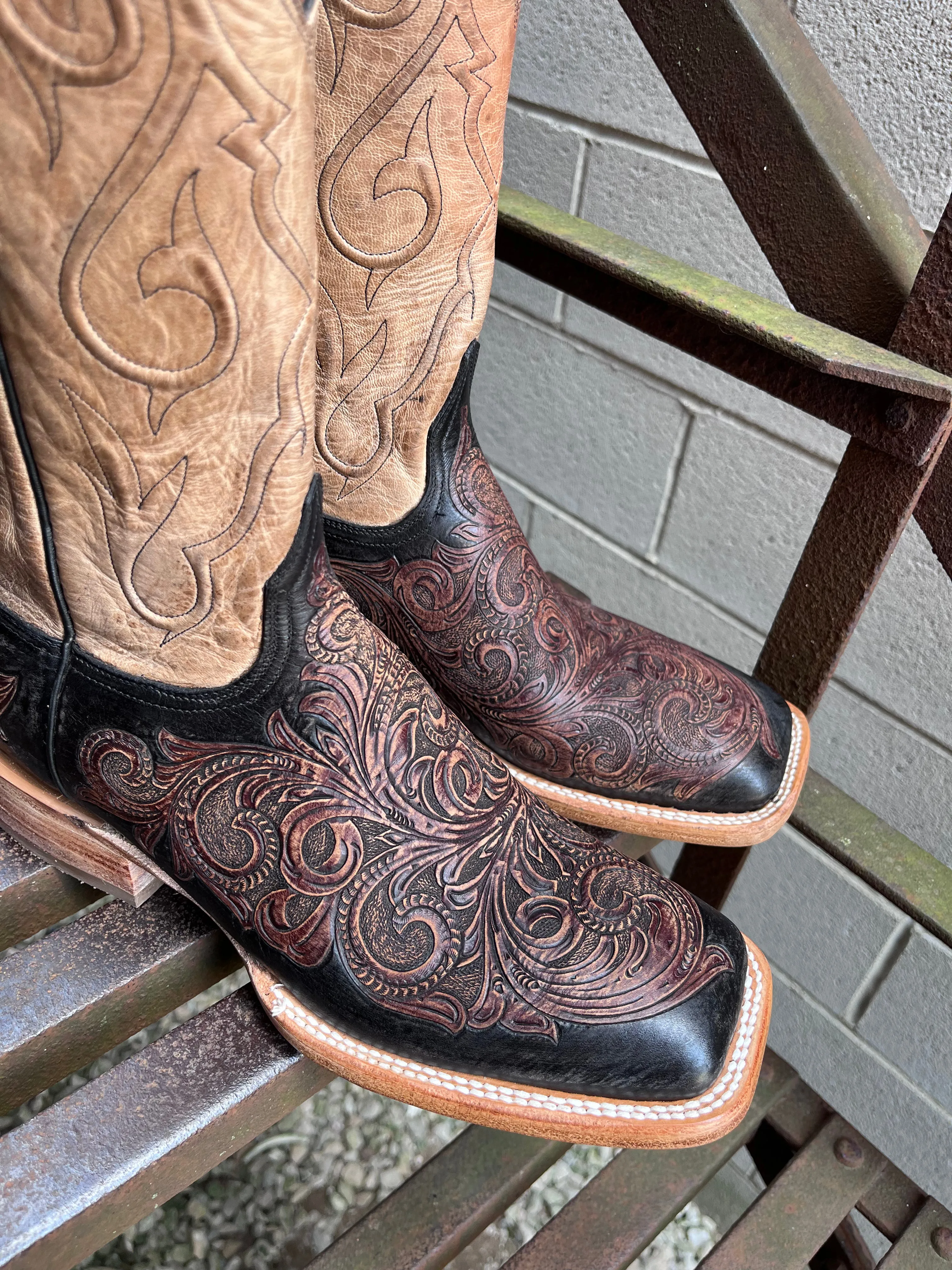 Black Jack Men's Chocolate Tandy Black Hand-Tooled & Goat Pearl Maddog Square Toe Cowboy Boots HT313-96