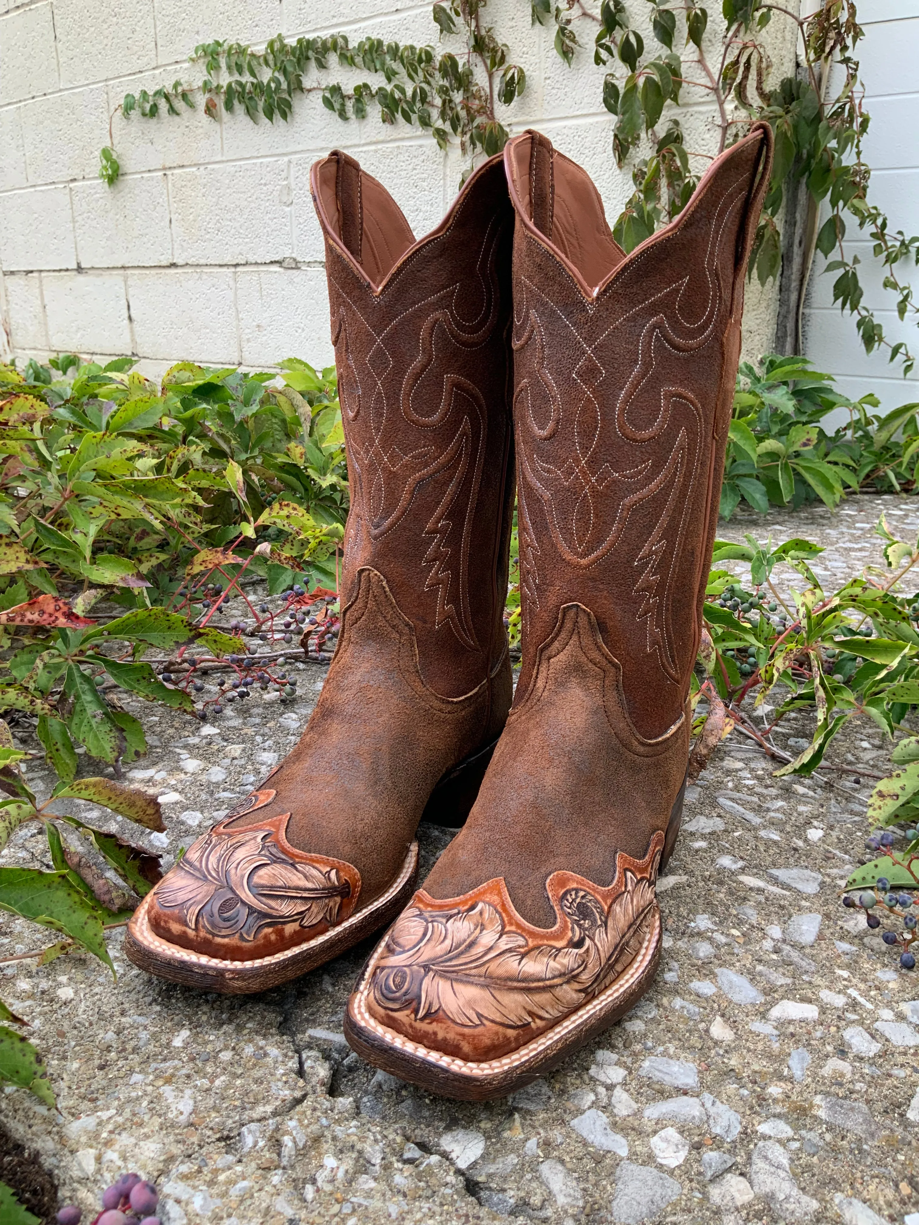 Black Jack Women's Natural Rust Goat Square Toe Cowboy Boots HT1804-96