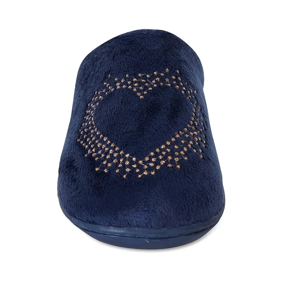 Squeeze Slipper in Navy Fabric